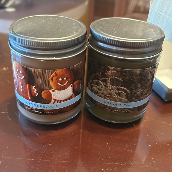 NWT 2 Heritage candles (Balsam Fir and Gingerbread) - Picture 2 of 7